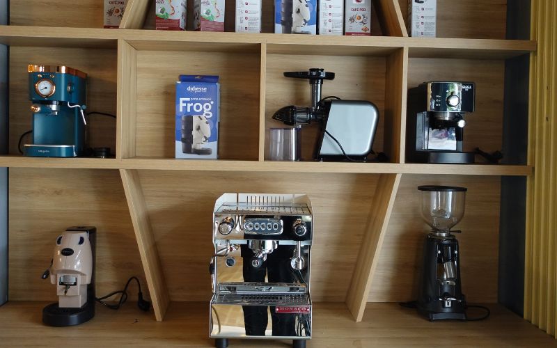 Cung cấp giải pháp máy pha cà phê giá rẻ khởi nghiệp.