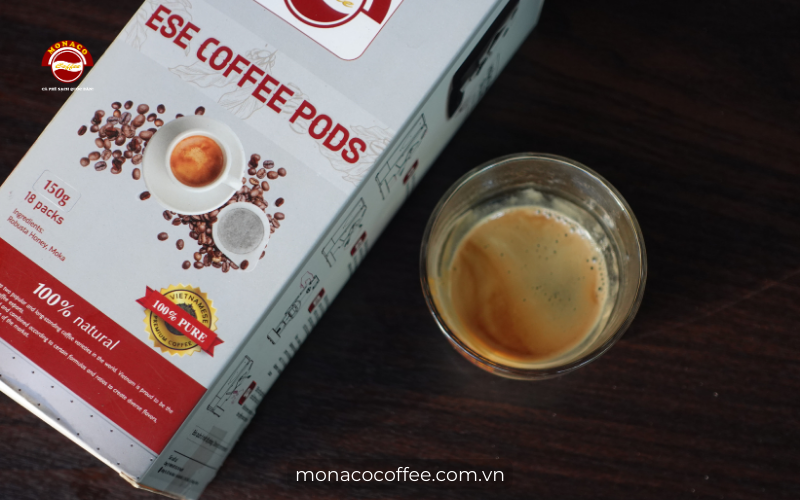Tinh túy trong 25ml cà phê Espresso được chiết xuất từ 7gram cafe Pod - cà phê viên nén Monaco Coffee.