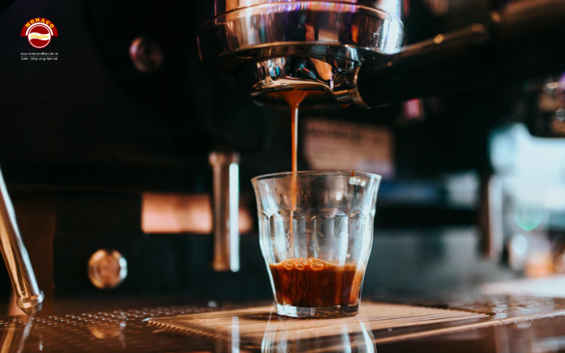 Hướng dẫn sử dụng cafe hạt pha máy Espresso.